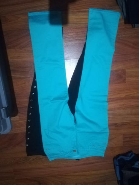 Balík nohavíc veľ. 44/l 5 ks už aj s poštou, l