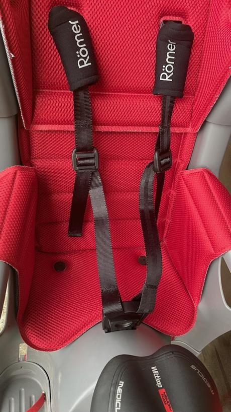 Cyklosedačka römer, 