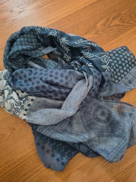 Dámske šaty na krk, h&m