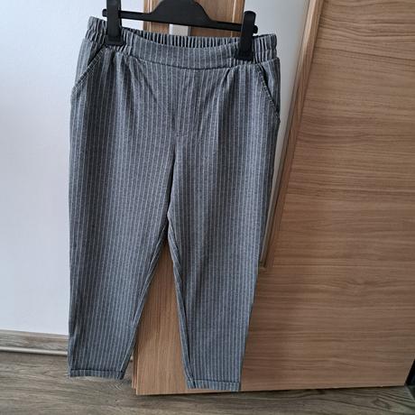 Teplejšie nohavice, house,s