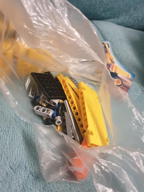 Skladačka - úplna kopia lega technic 42035, 