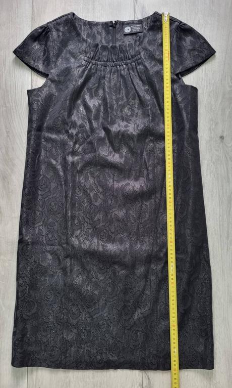 Elegantné šaty č.m/l, m