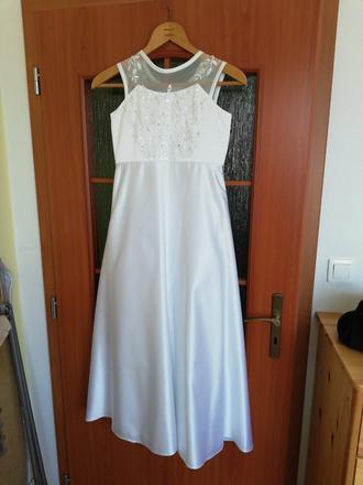 Šaty na prijímanie, 152