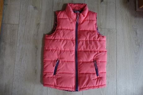 Vestička, tchibo,146