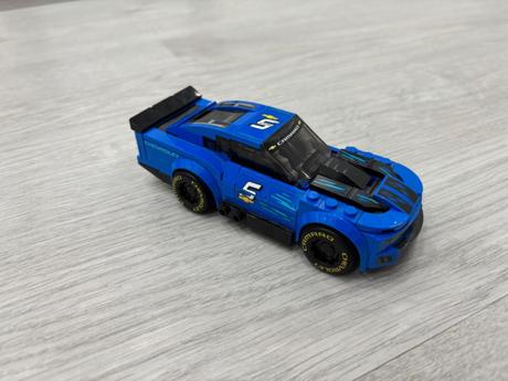 Lego speed champions chevrolet camaro zl1 race car,