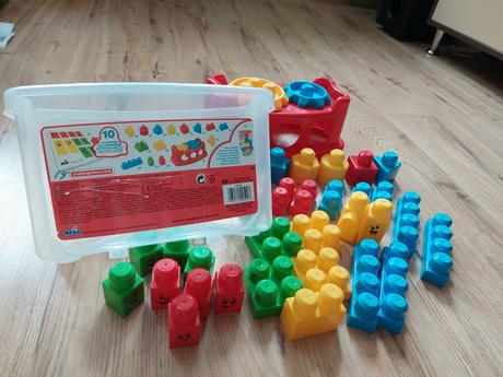 Stavebnica mega blocks, 