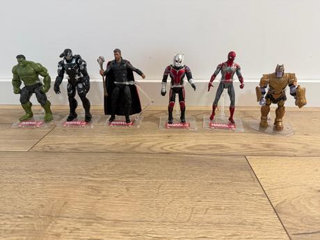 Figúrky marvel, 