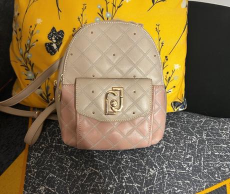 Ruksak liu jo, liu jo