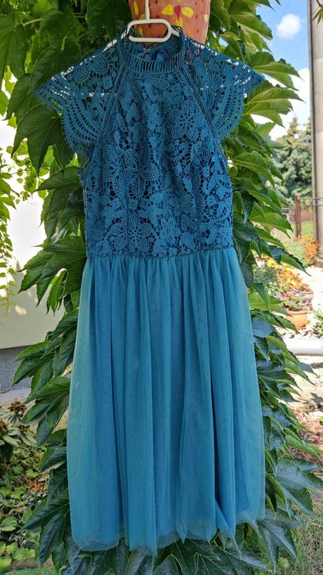 Spoločenské šaty chi chi london, 36