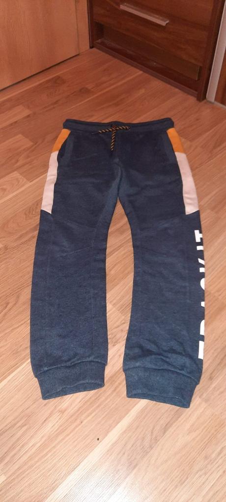 Teplaky c.140, c&a,140