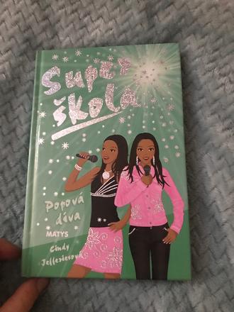 Super škola popová diva, 