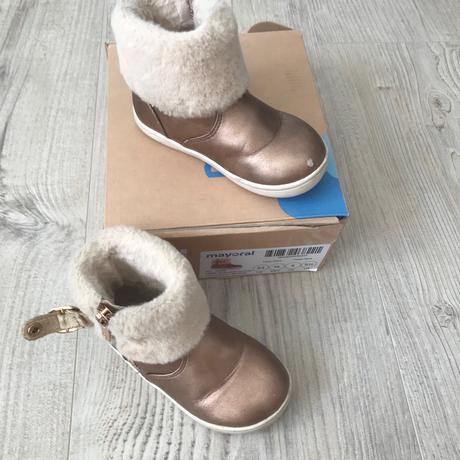 Mayoral cizmy, mayoral,22