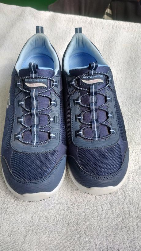 Tenisky, skechers,40