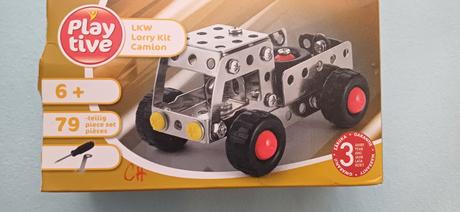 Skladacie kovove auticko, neskladane,