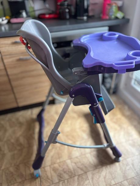 Jedálenská polohovateľná stolička, baby design