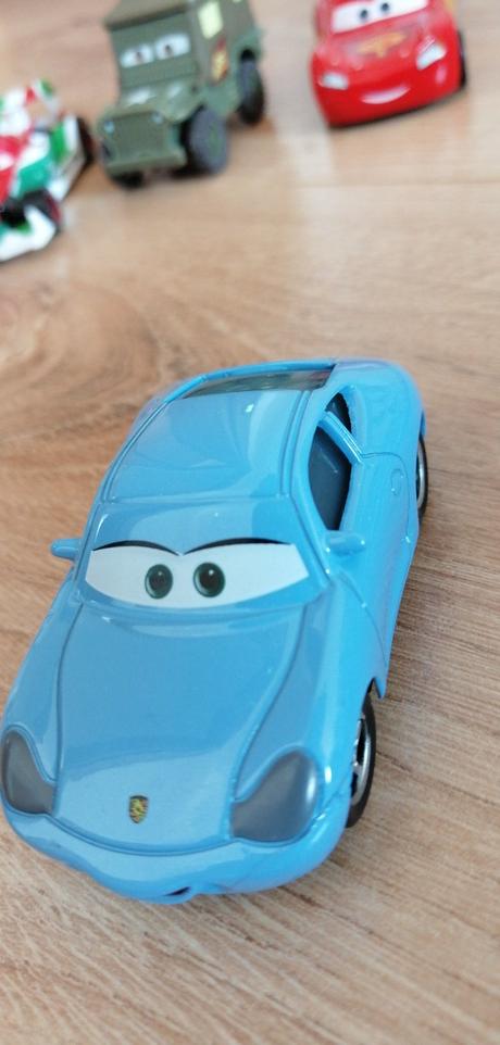 Cars,,sally,, mcqueen autá, 