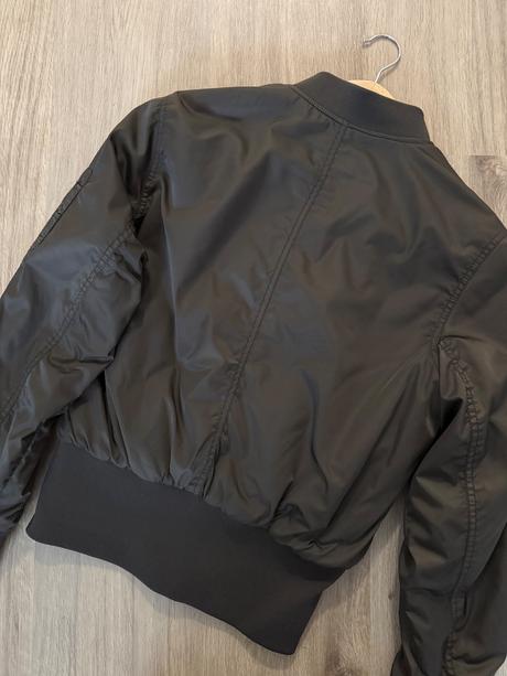 Zateplená bomber bunda, clockhouse,38