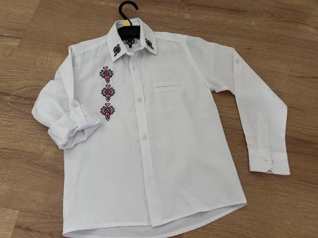 Vyšívaná košeľa, 134