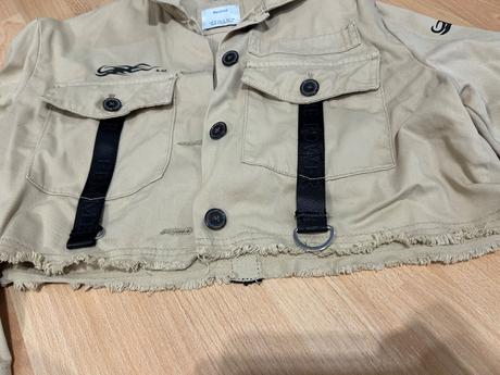 Crop bunda, bershka,m