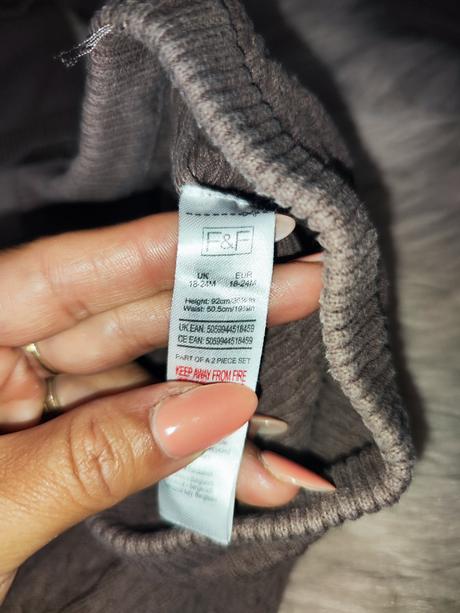 Pletený set káva, f&f,92