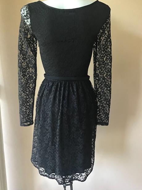 Krásne krajkove šaty oasis, xs