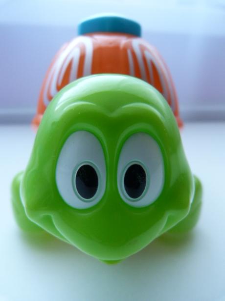 Korytnačka na kolieskach- gombík na chrbte - 16cm,