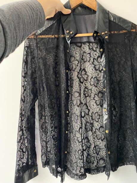 Čierna čipkovana blúzka, 38