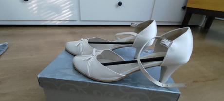 Svadobne topanky, 38