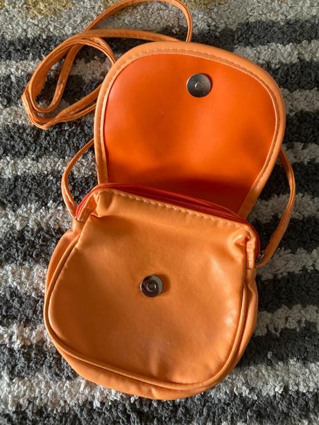 Crossbody kabelka,