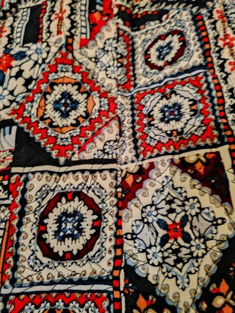 Bundičkové sačko na zips, c&a,l