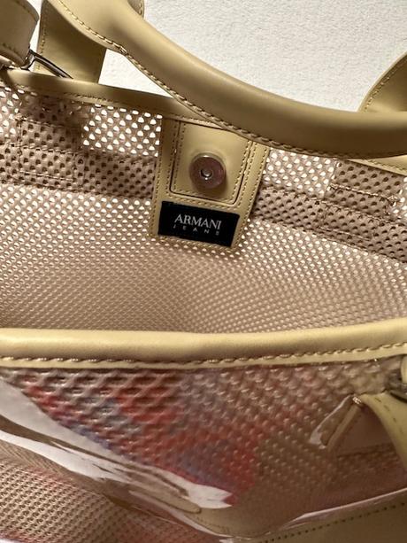 Béžová vinylová kabelka zn. armani jeans originál, armani