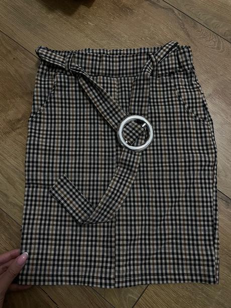 Karovaná sukňa, xs