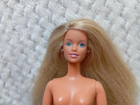Barbie skipper cool sitter 1998,
