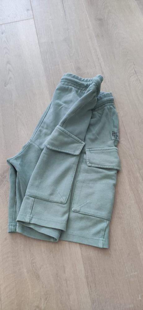 Kratase, reserved,152