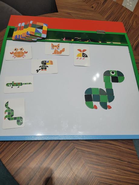 Magneticka stavebnica mozaika vilac, 