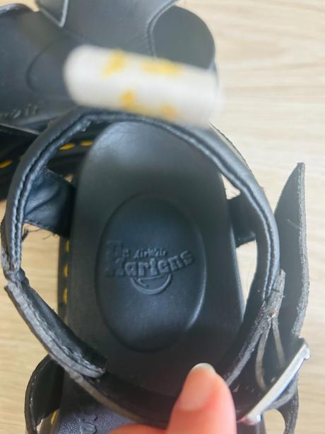 Luxusné sandále značky dr. martens, pc 140 eur, 38