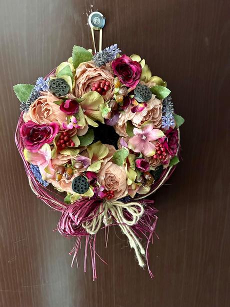 Celoročný dekoračný venček na dvere, 