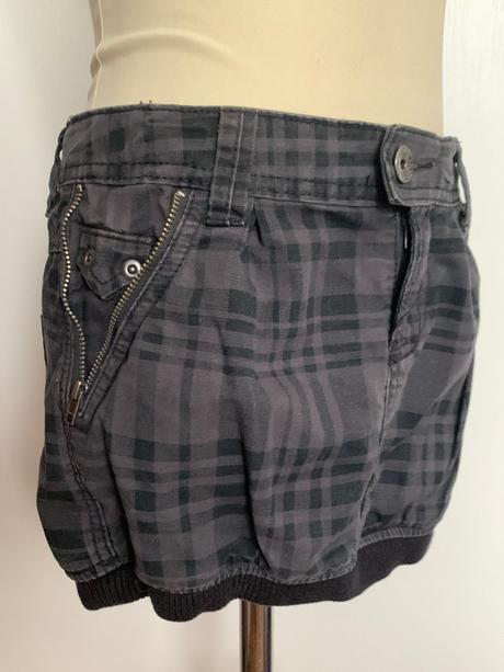 Benetton krátka sukňa, benetton,128