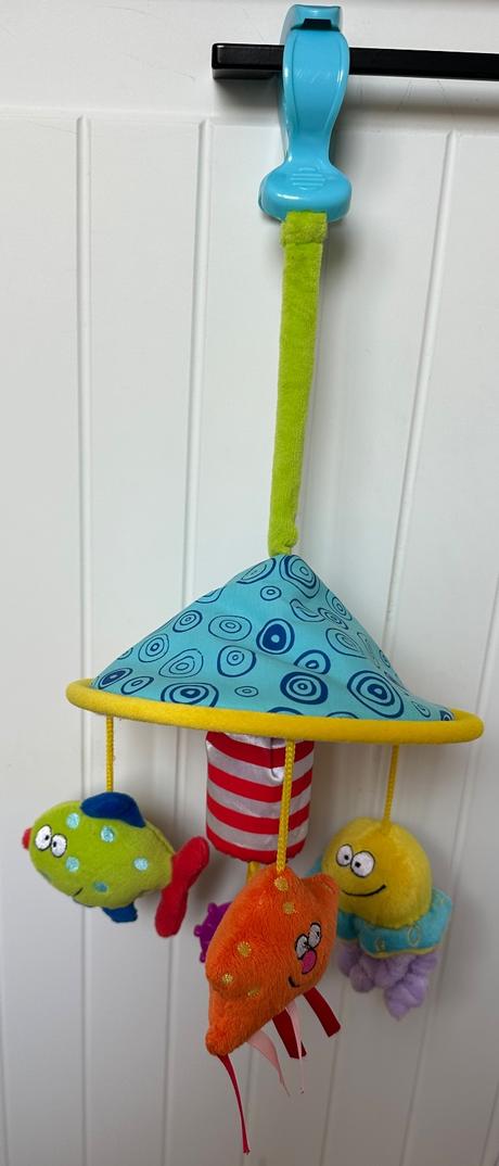 Kolotoč na kočík za 13eur,