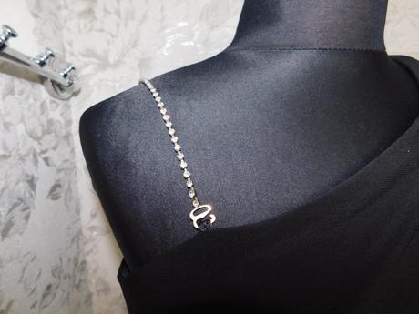 Luxusne pekne šaty, 36