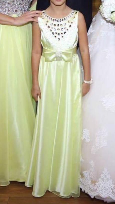 Kamienkom ozdobene slavnostne šaty, 134