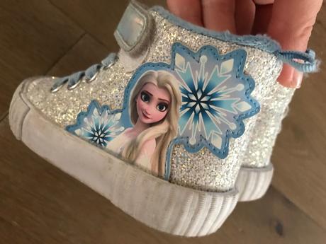 Tenisky anna a elsa, 24