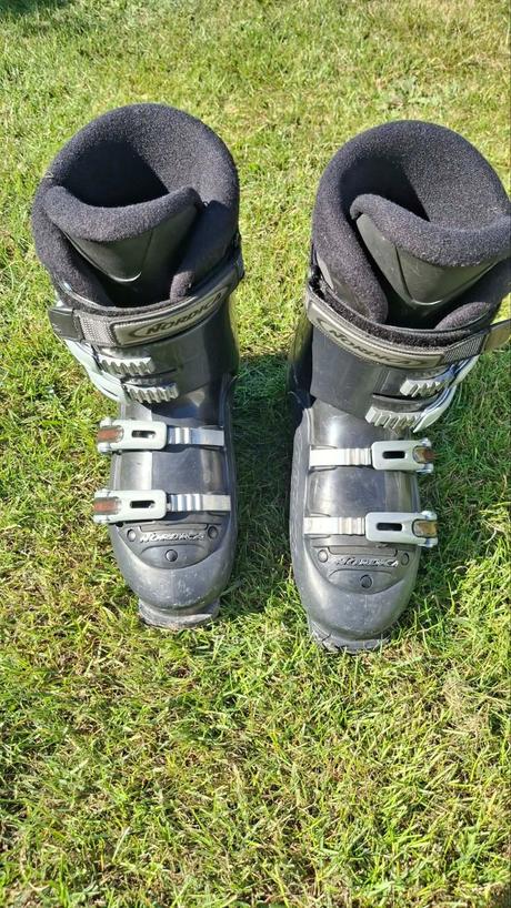 Lyžiarky nordica, sedia na  40 velkosť, nordica,40