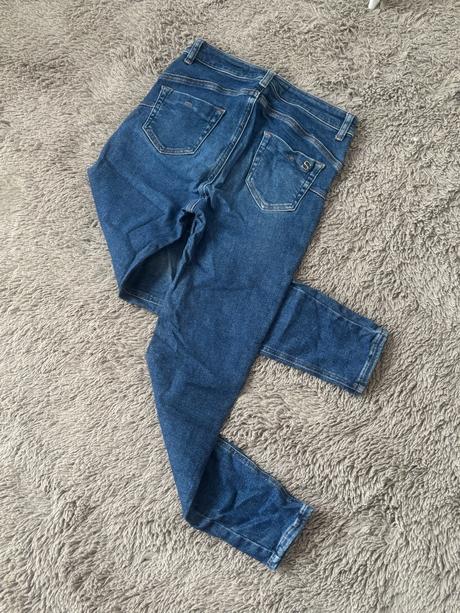 Silvian heach v.27, s