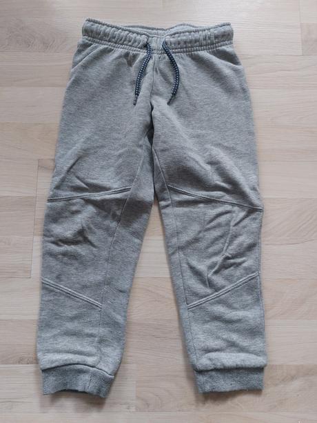 Tepláky, lupilu,110