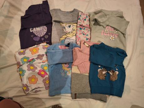 Balík oblečenia vo veľkosti 104, 104–116