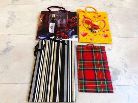 Darčekové malé tašky 24 ks, 