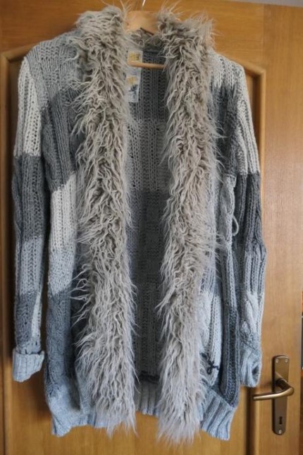 Desigual original krasny svetrovy kardigan s-l, desigual