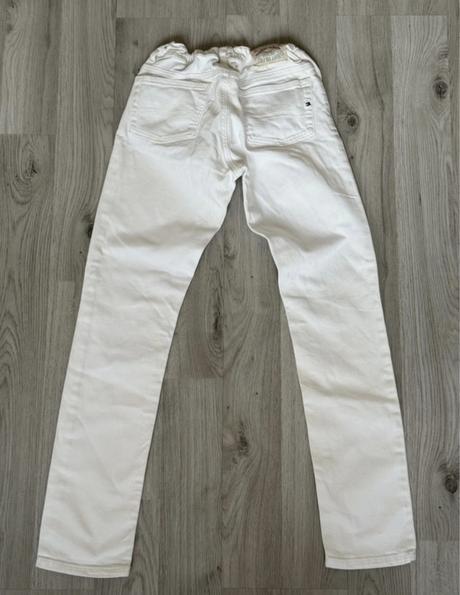 Rifle, tommy hilfiger,152