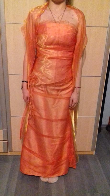 Spoločenské šaty, 36